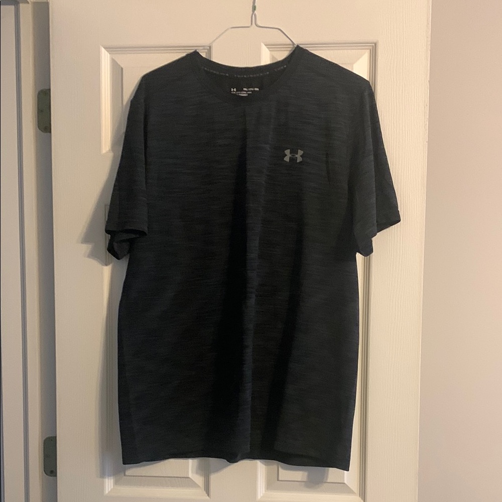 Under Armour Men's Charcoal Tee